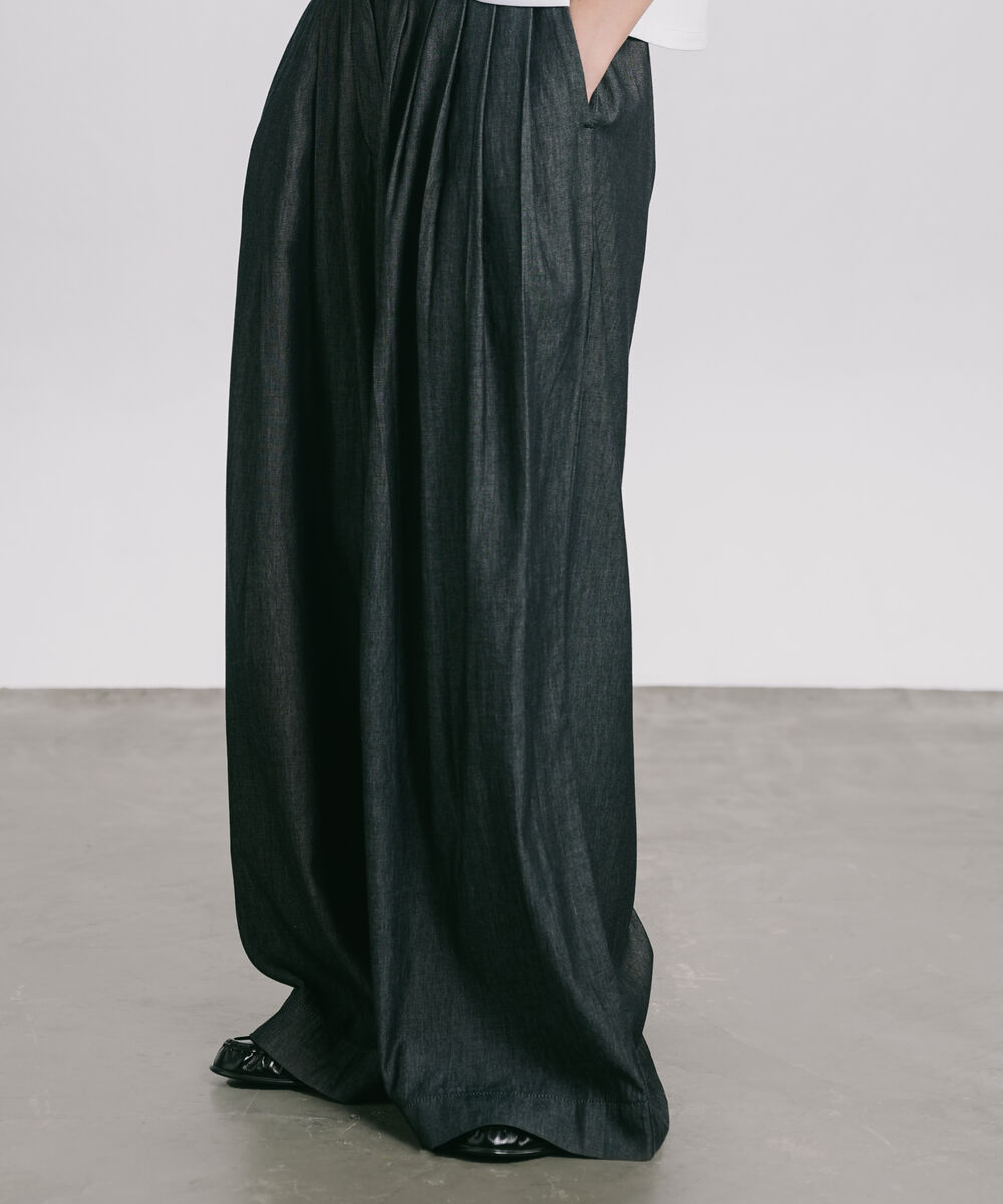 Women's Western Wear Black Wide-Leg Pleated Trouser