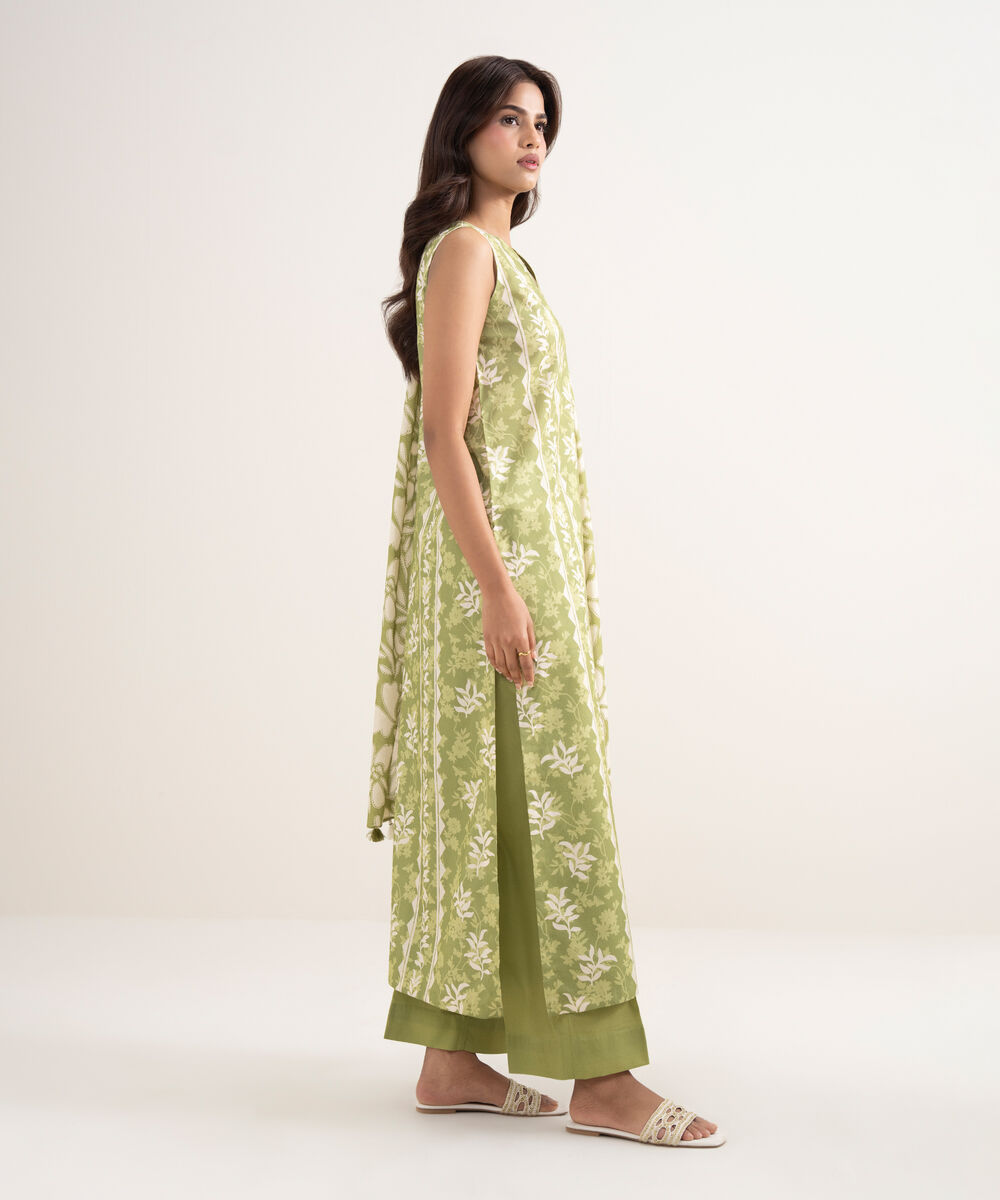 Women's Unstitched Lawn Green Printed 3 Piece Suit