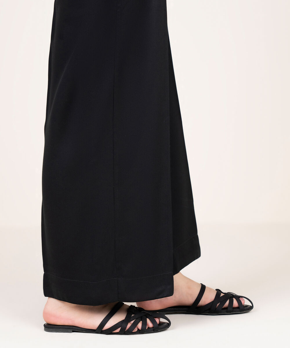 Women's RTW Bedford Solid Black Culottes