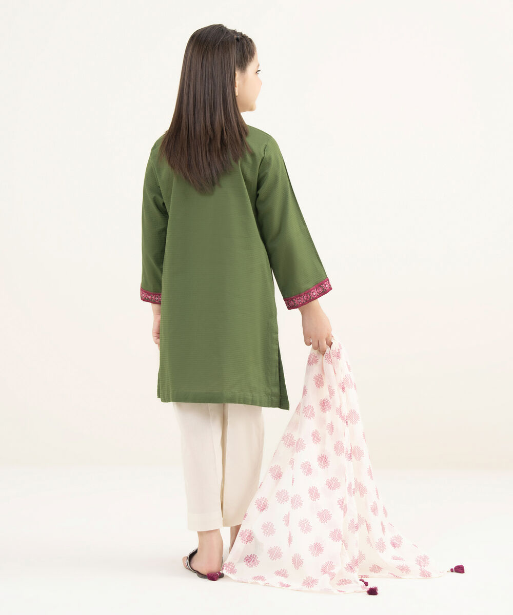 Girls Two Piece Embroidered Textured Lawn Shirt Dupatta