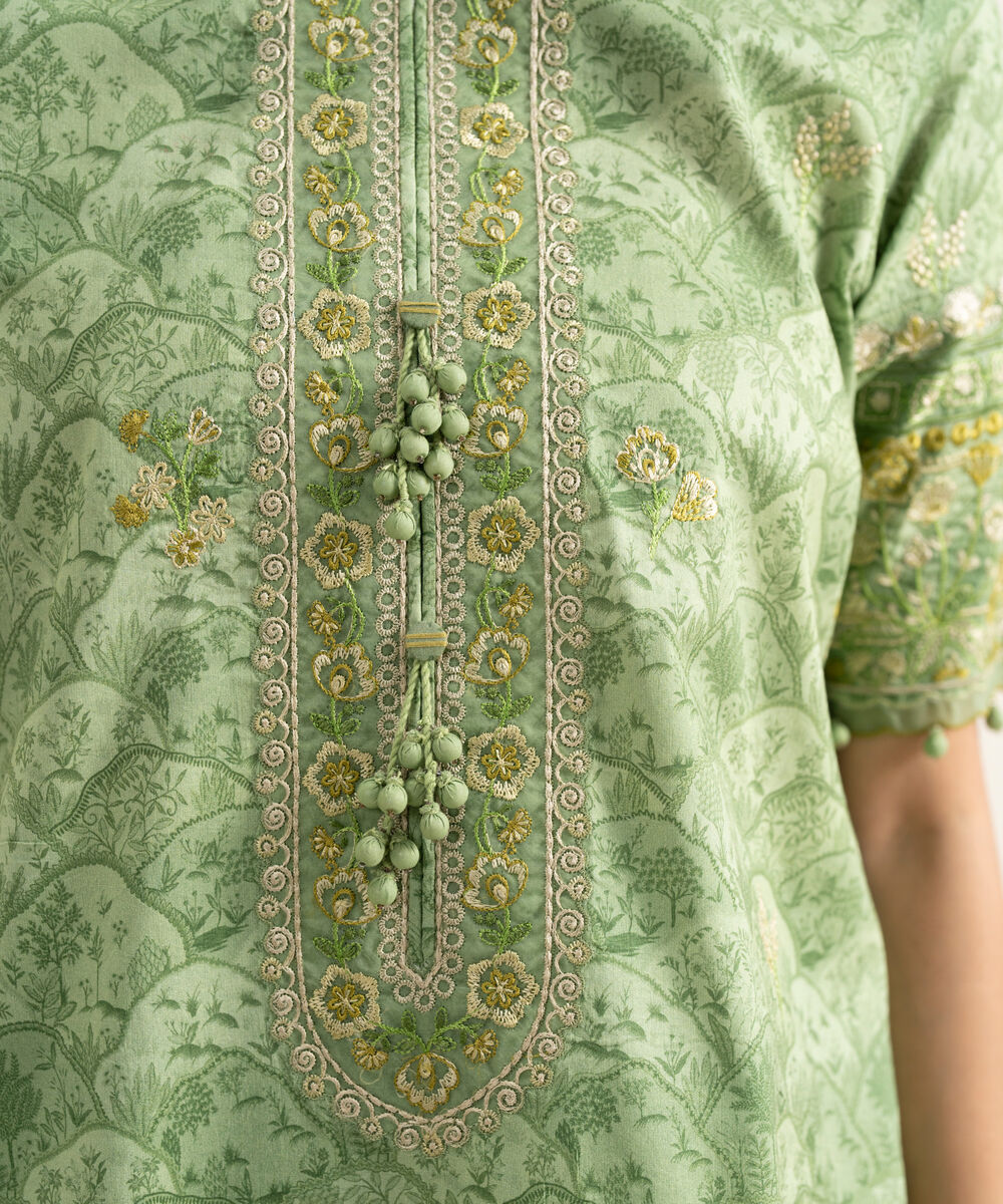 Women's Unstitched Lawn Embroidered Green 3 Piece Suit