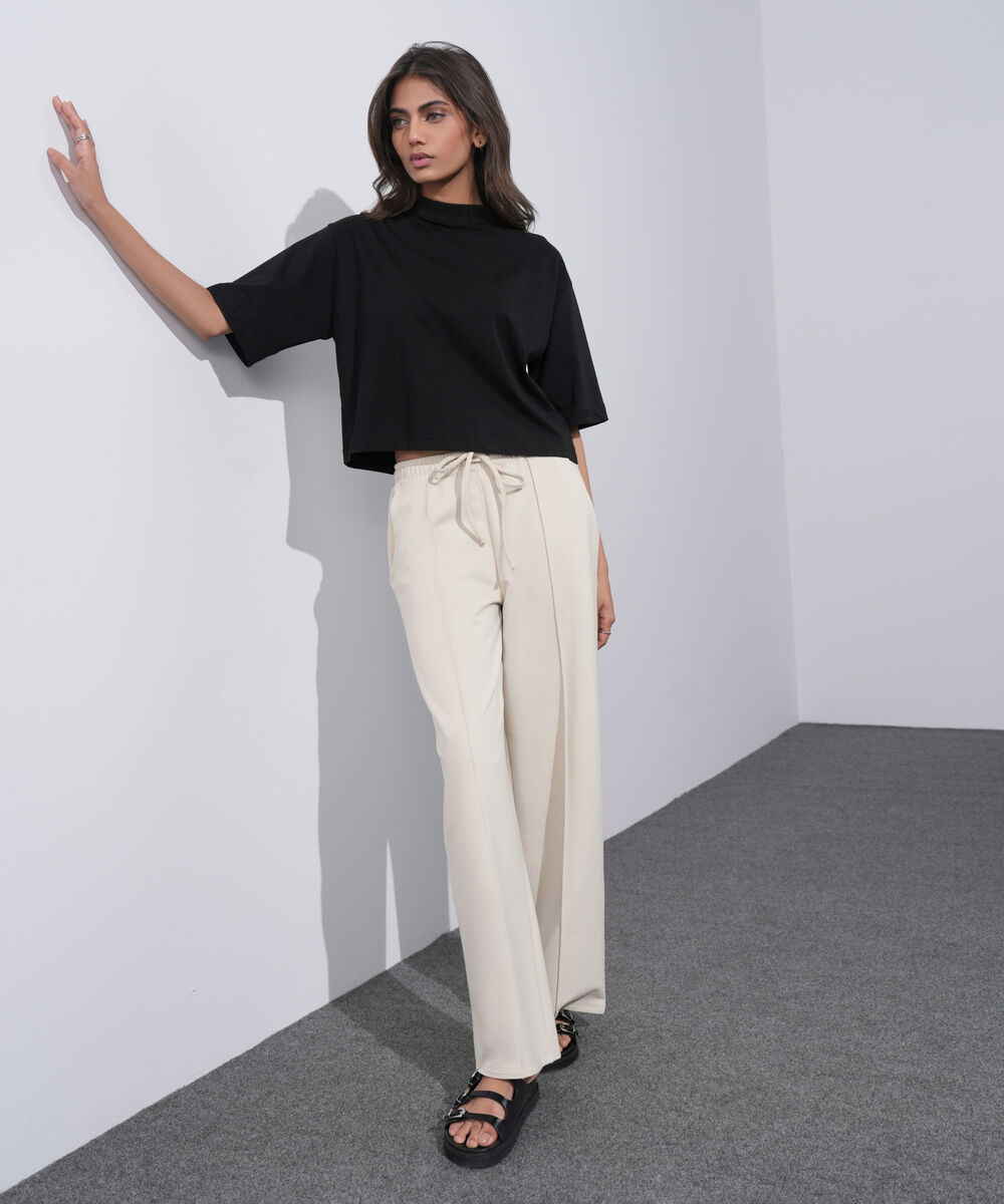 Women's Western Wear Black Cropped T-Shirt