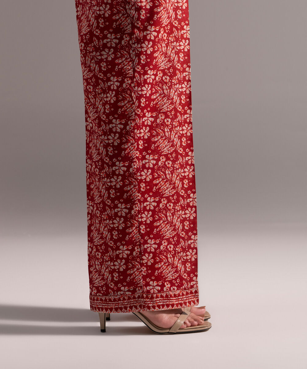 Women's RTW Cross Hatch Printed Red Straight Pants