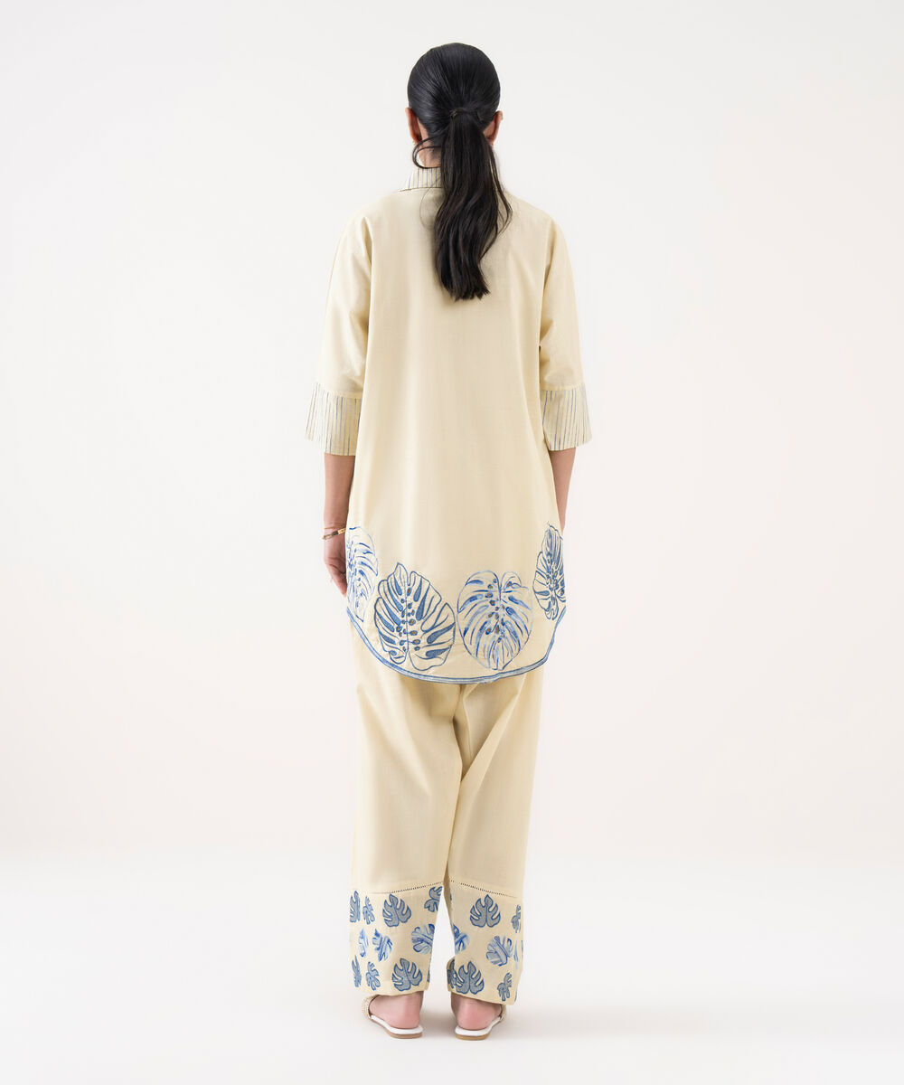 Women's RTW Cross Hatch White Embroidered Boxy Shirt