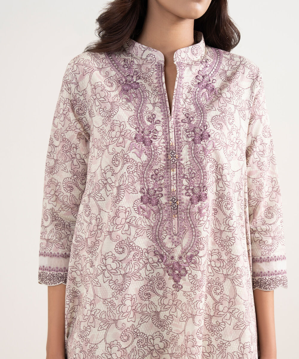 Women's Unstitched Lawn Pink Embroidered 3 Piece Suit