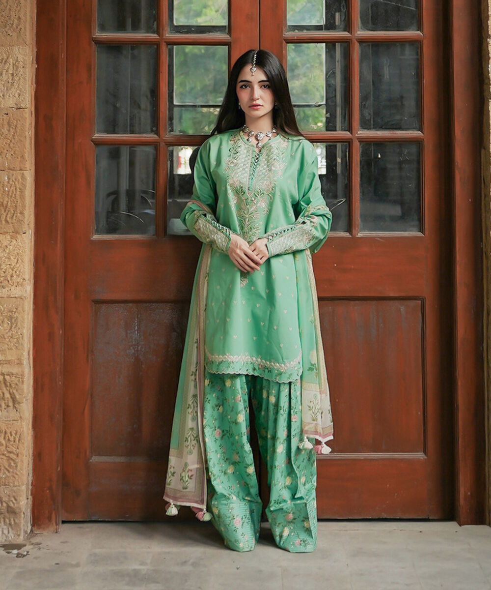 Women's Unstitched Textured Lawn Embroidered Green 3 Piece Suit