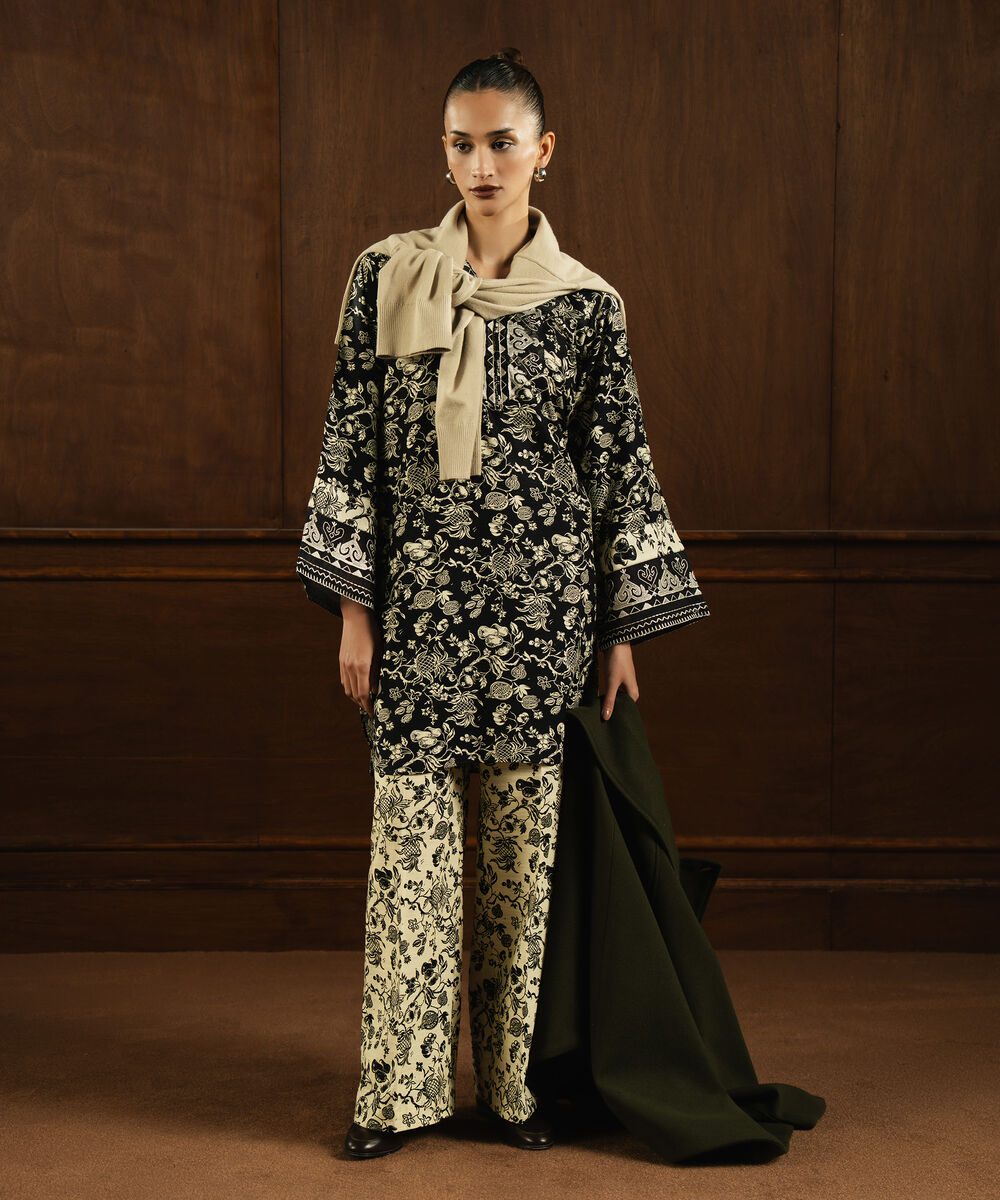 Women's RTW Herringbone Embroidered Black A-Line Shirt