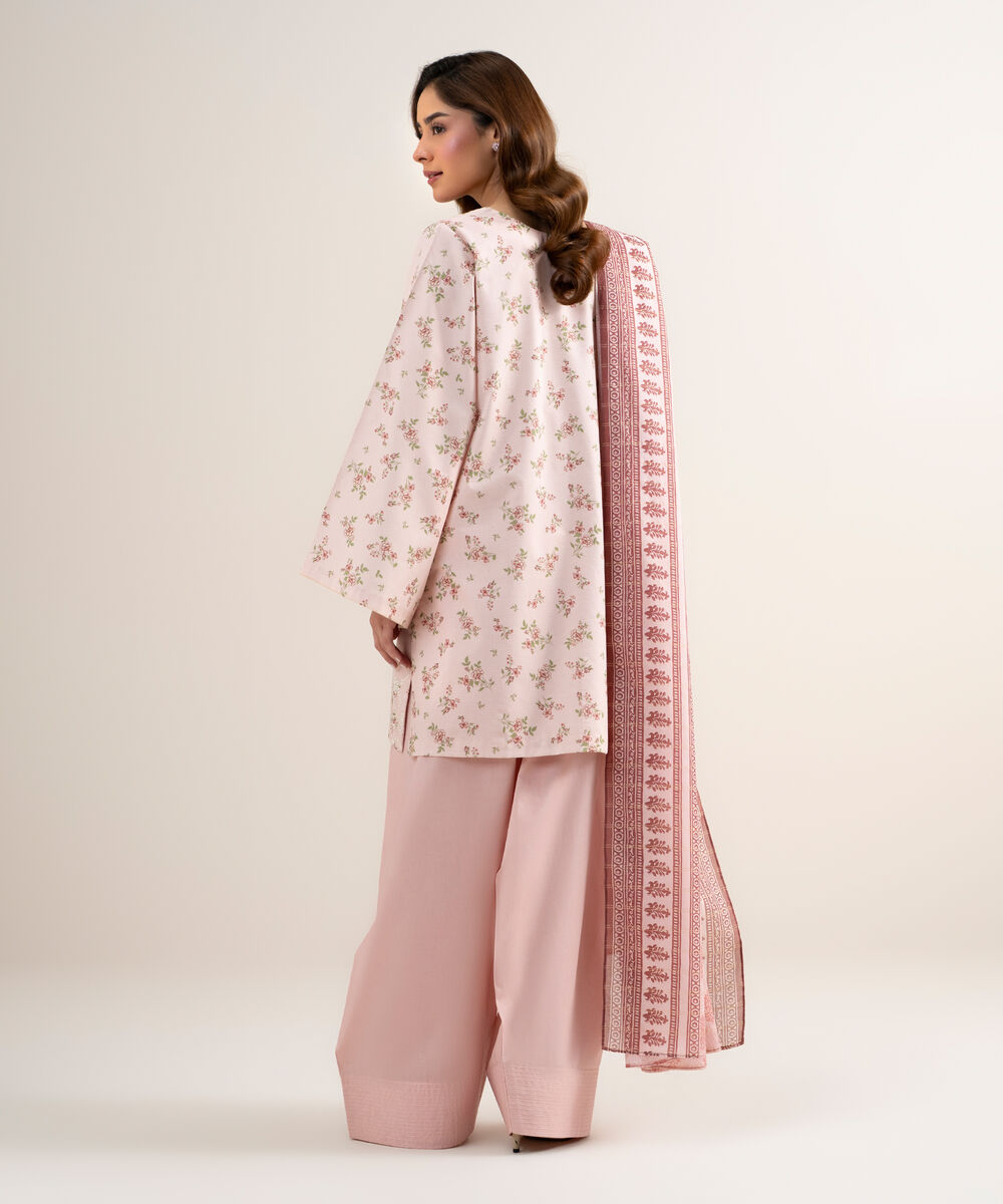 Women's Unstitched Zari Lawn Embroidered Tea Pink 3 Piece Suit