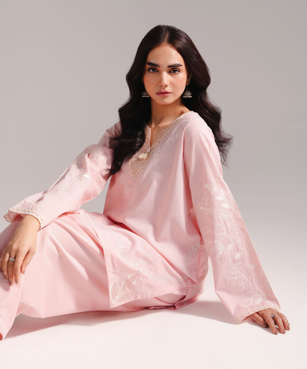 Women's RTW Crosshatch Embroidered Pink Straight Shirt