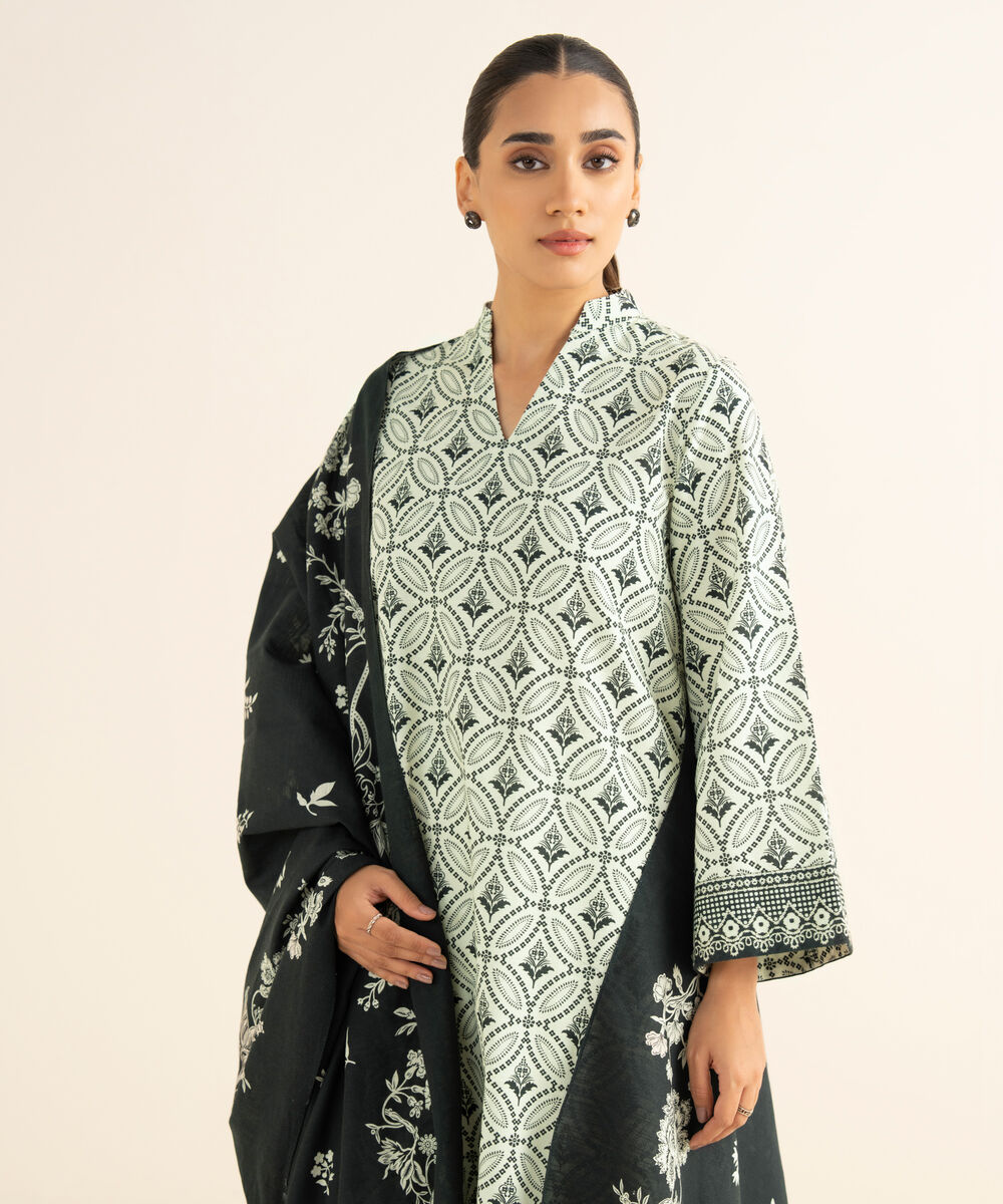 Women's Unstitched Lawn Printed Multi 3 Piece Suit