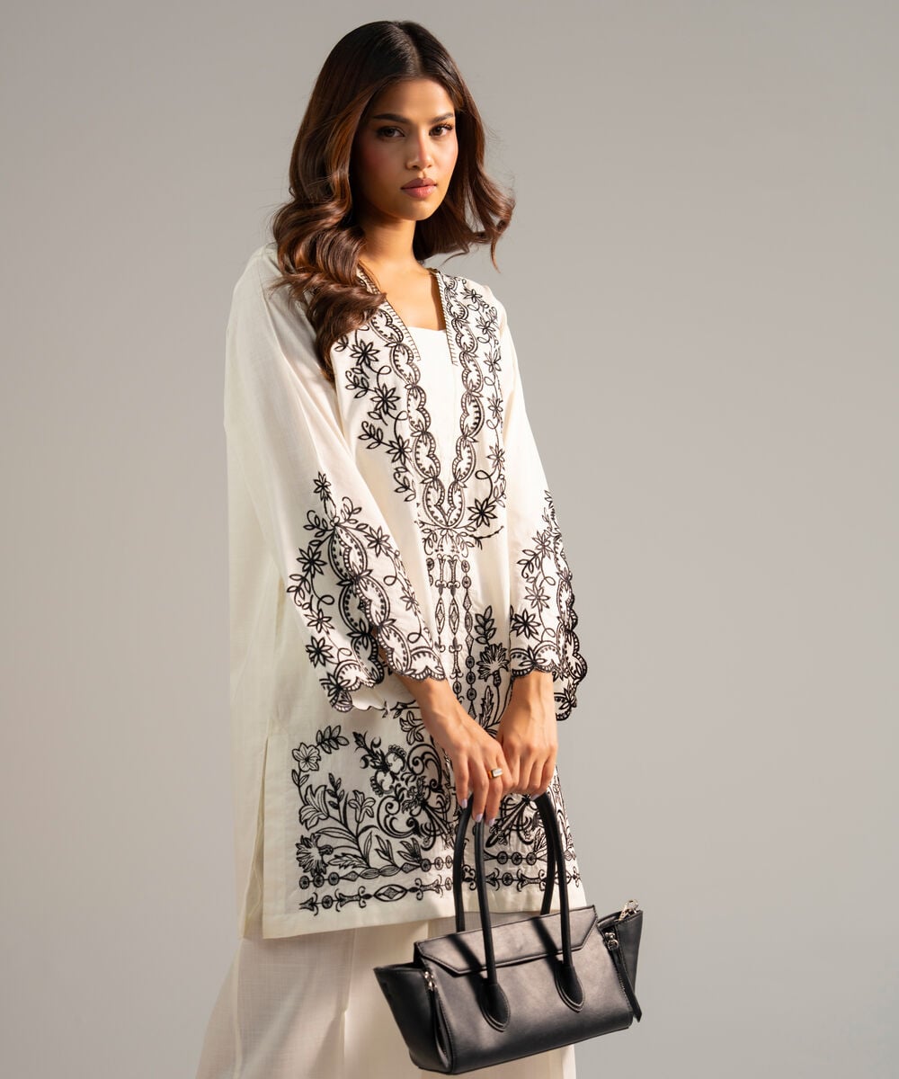 Women's RTW Crosshatch Embroidered Off White Straight Shirt