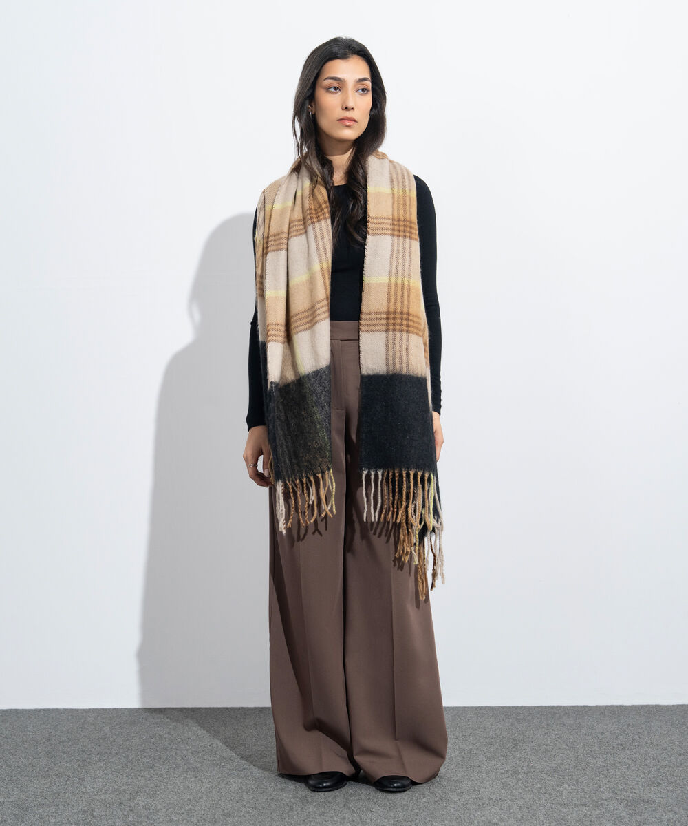 Women's Western Wear Black & Beige Plain Woollen Scarf