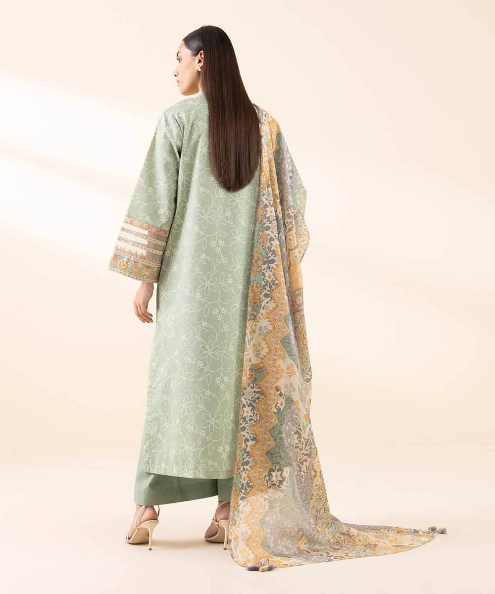 Women's Unstitched Lawn Embroidered Green 3 Piece Suit