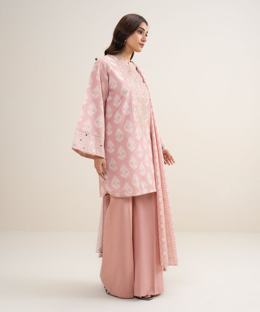 Women's Unstitched Lawn Embroidered Tea Pink 3 Piece Suit