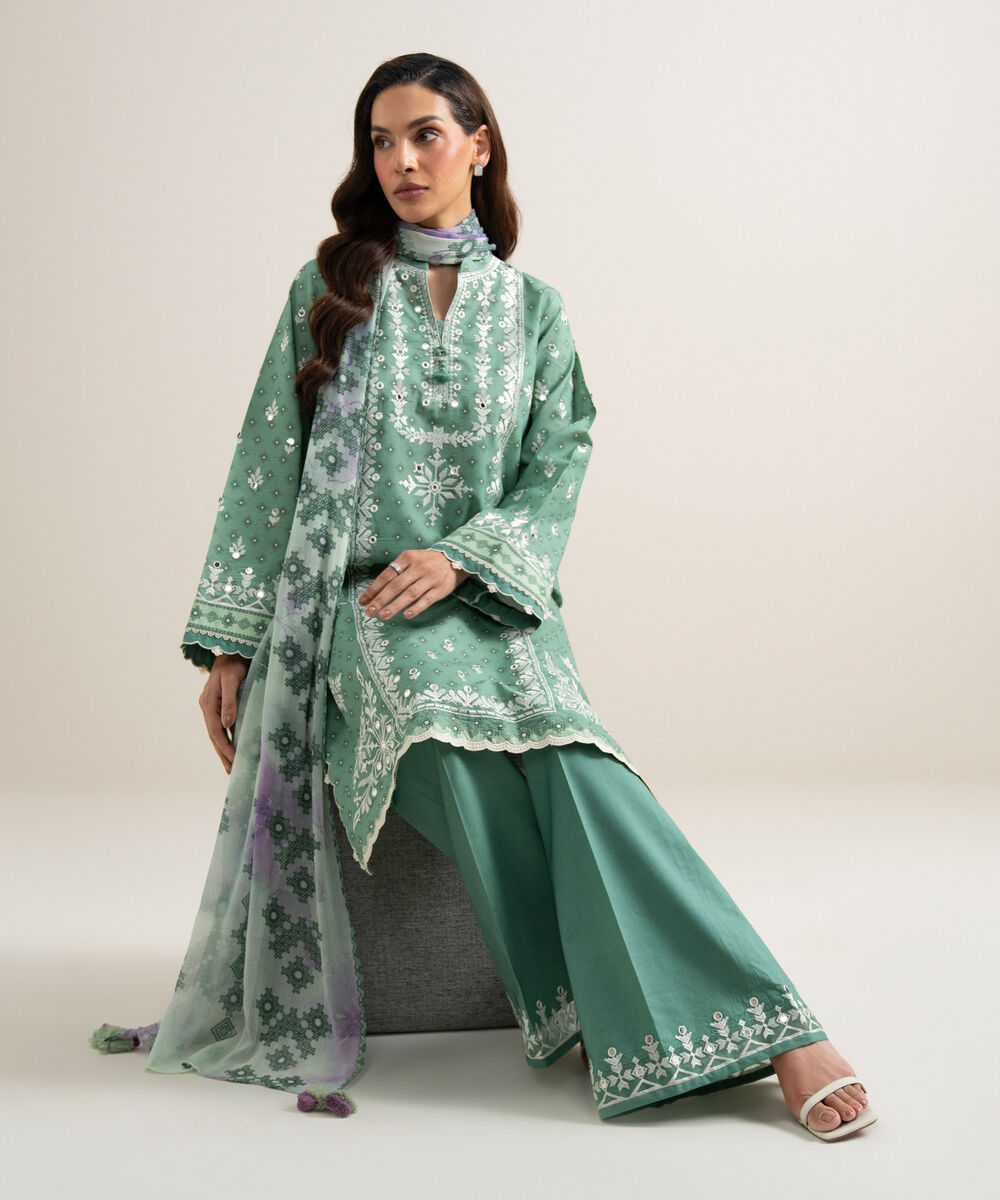 Women's Unstitched Zari Lawn Embroidered Green 3 Piece Suit