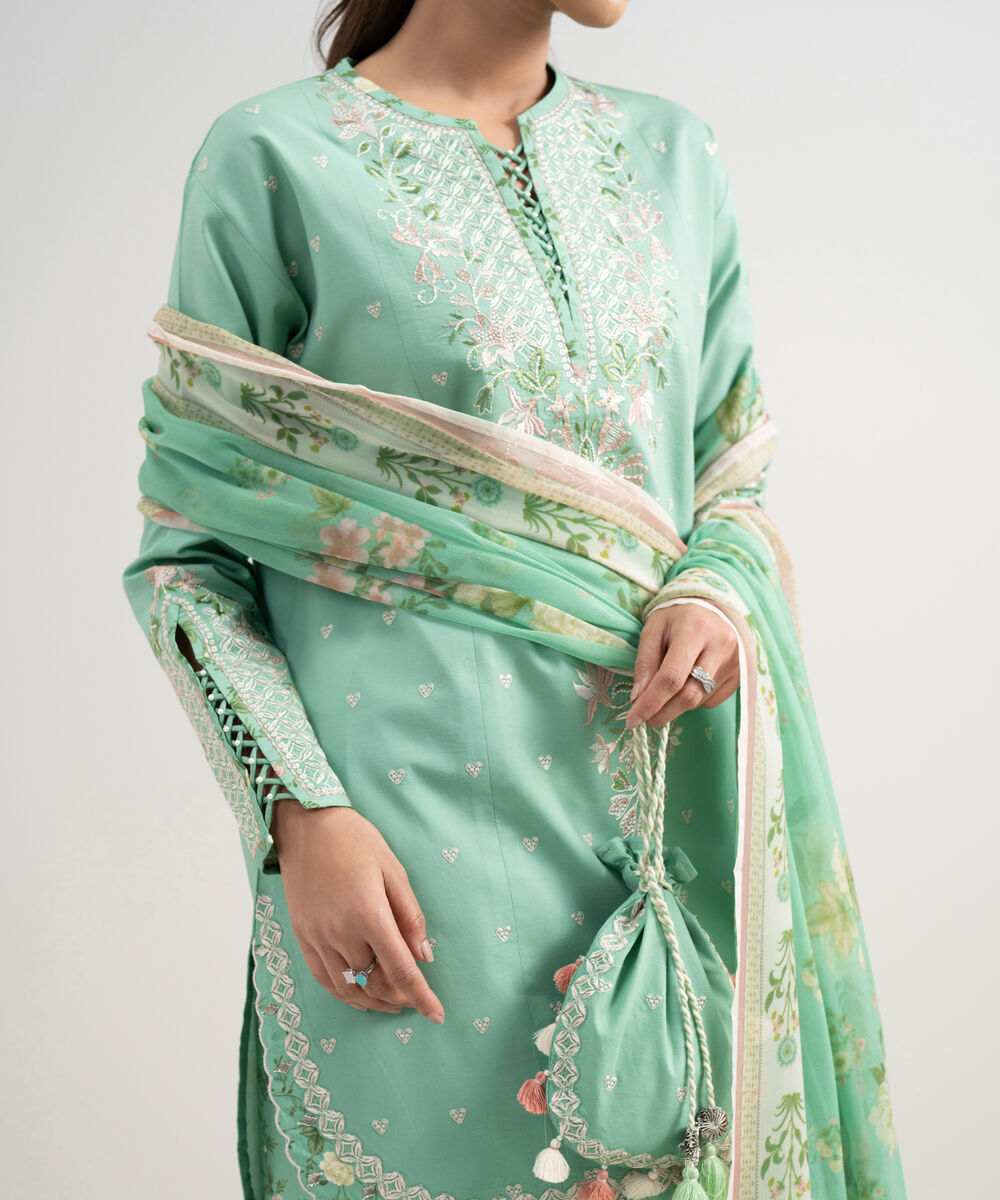 Women's Unstitched Textured Lawn Embroidered Green 3 Piece Suit