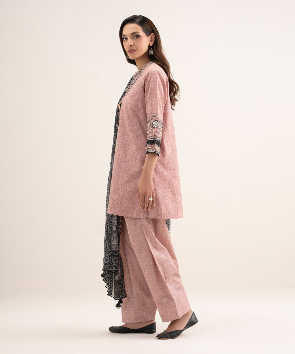 Women's Unstitched Lawn Embroidered Pink 3 Piece Suit