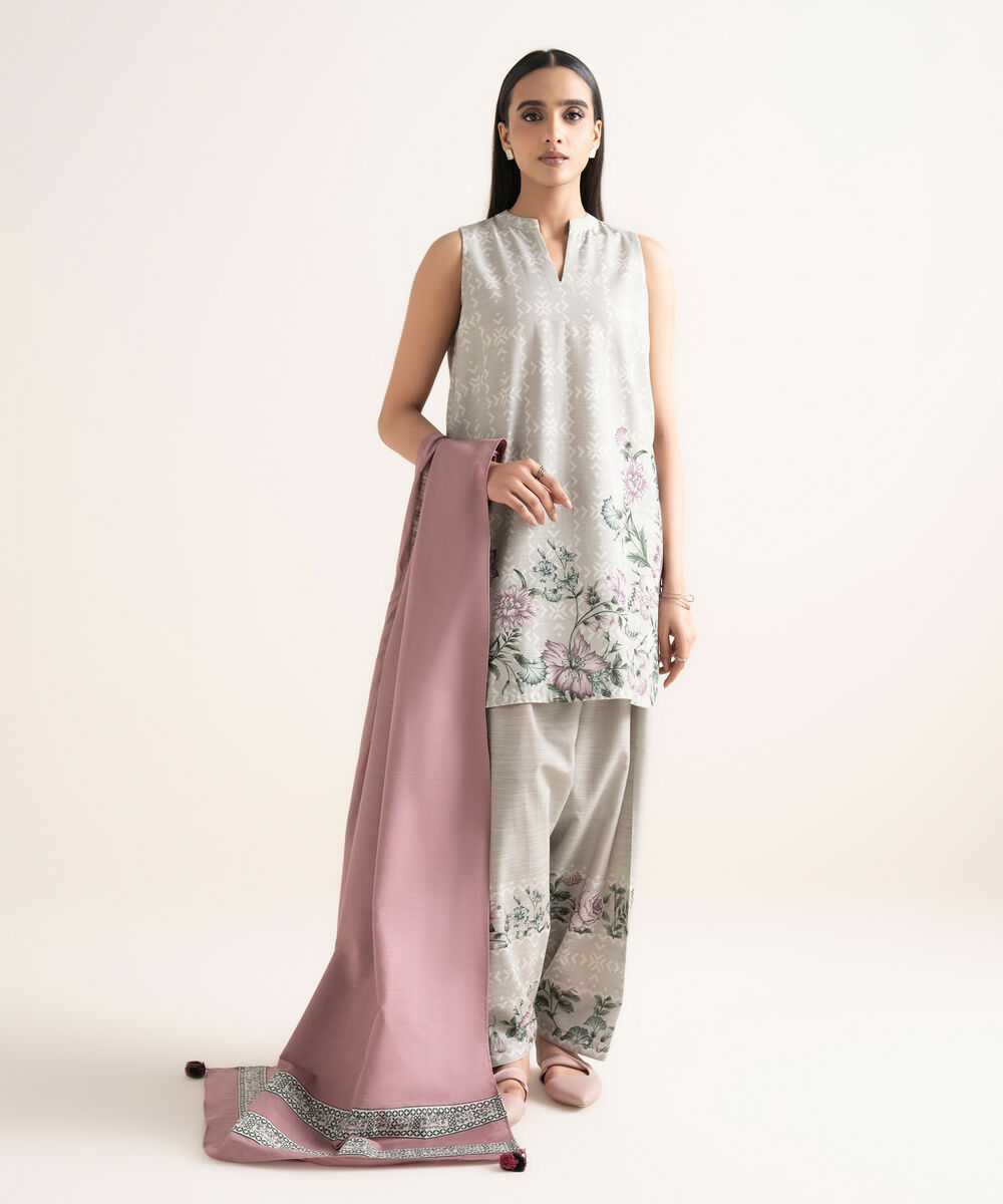 Women's Unstitched Khaddar Printed Grey 3 Piece Suit