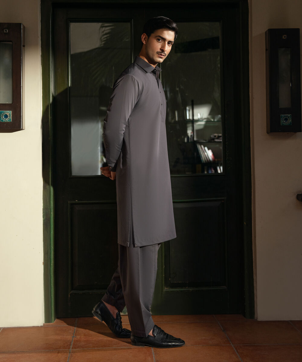 Men's Stitched Luxury Wash and Wear Grey Suit
