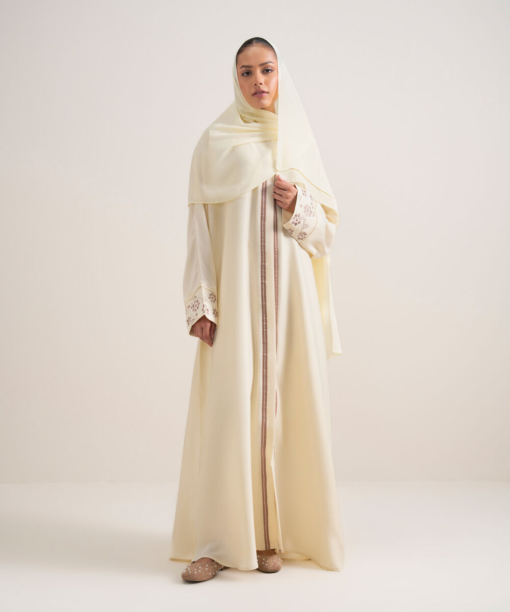 Women's Ivory Embroidered Kimono Set