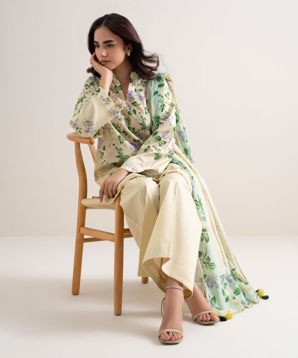 Women's Unstitched Lawn Printed Off White 2 Piece Suit