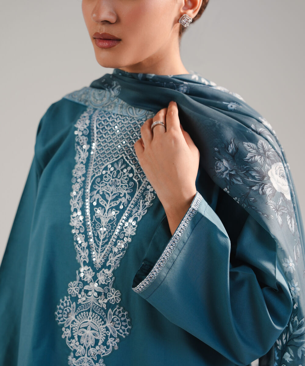 Women's RTW Slub Lawn Embroidered Teal 3 Piece Suit