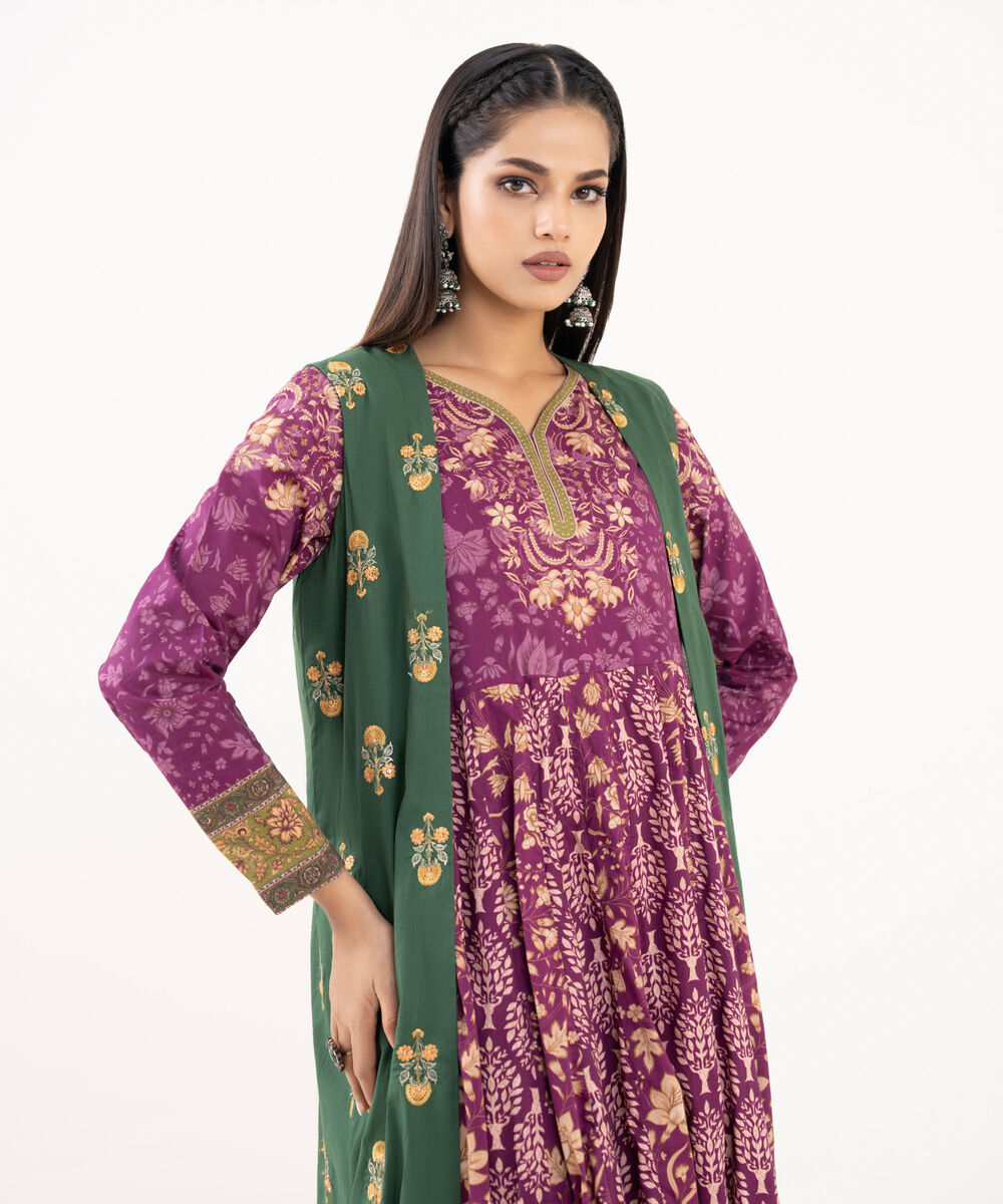 Women's RTW Lawn Viscose Green Embroidered Pishwas