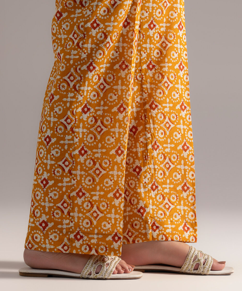 Women's RTW Crosshatch Printed Orange Straight Pants