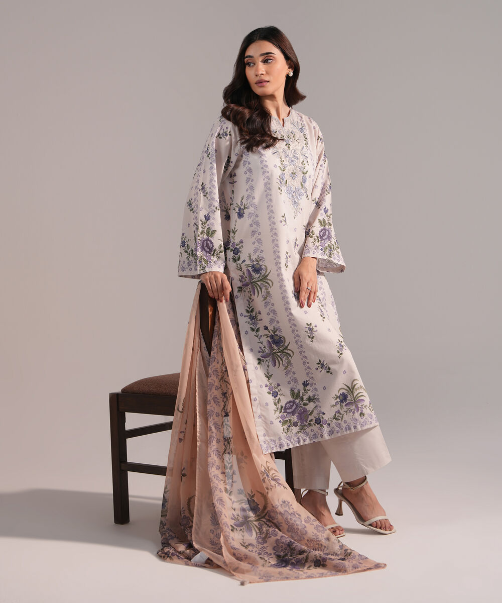 Women's RTW Slub Lawn Embroidered Lilac 3 Piece Suit