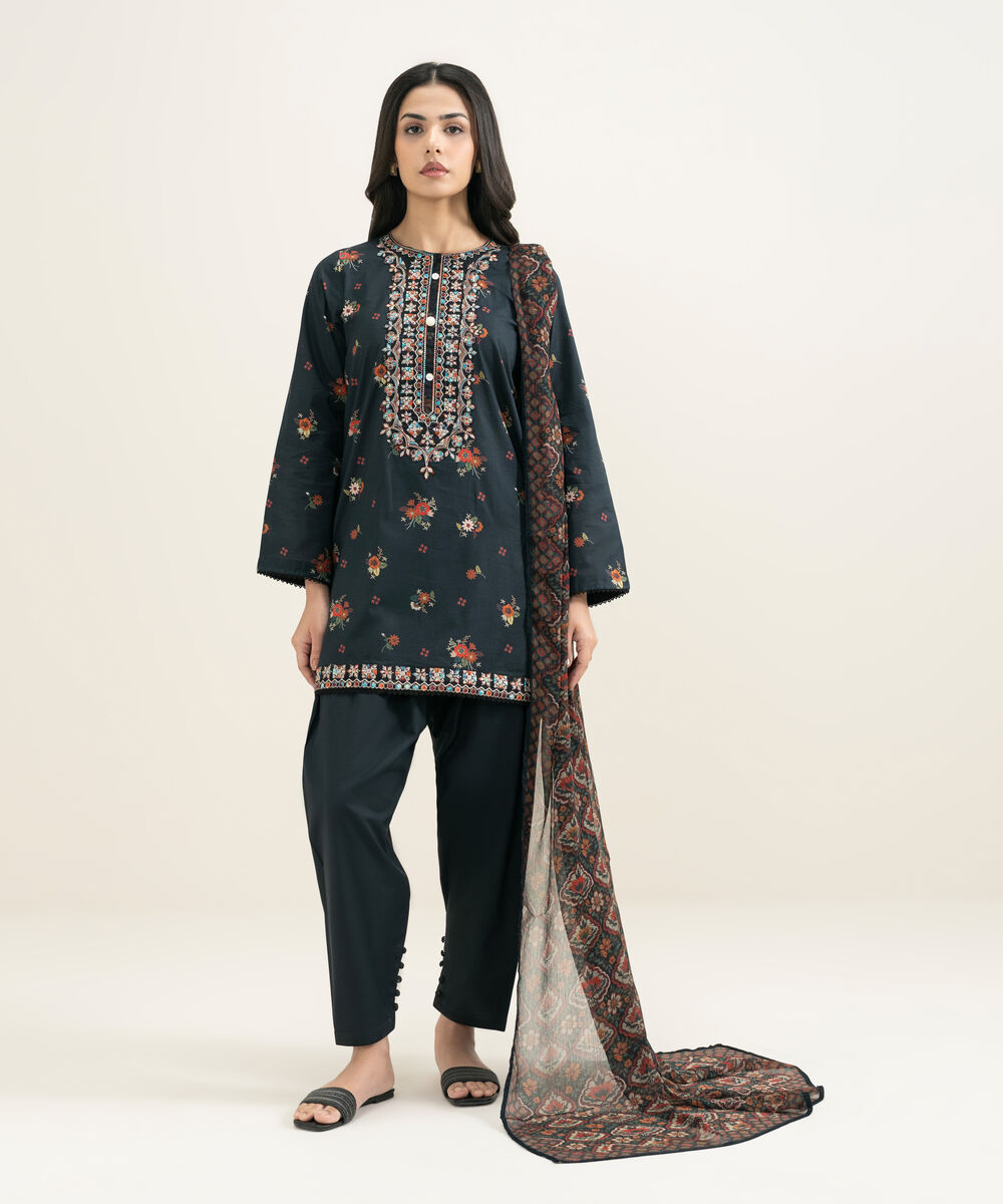 Women's RTW Slub Lawn Embroidered Black Straight Shirt