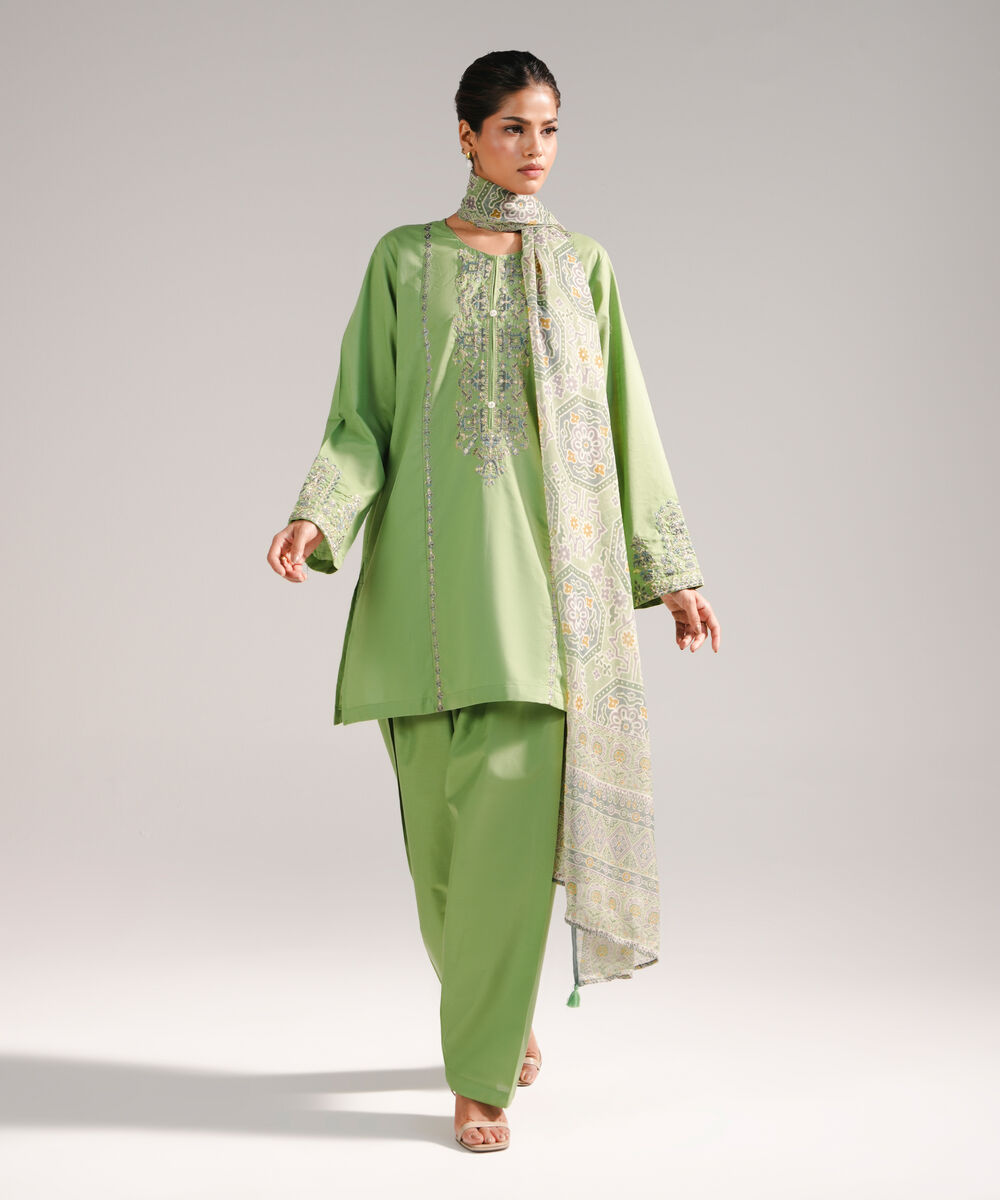 Women's RTW Slub Lawn Embroidered Green 3 Piece Suit