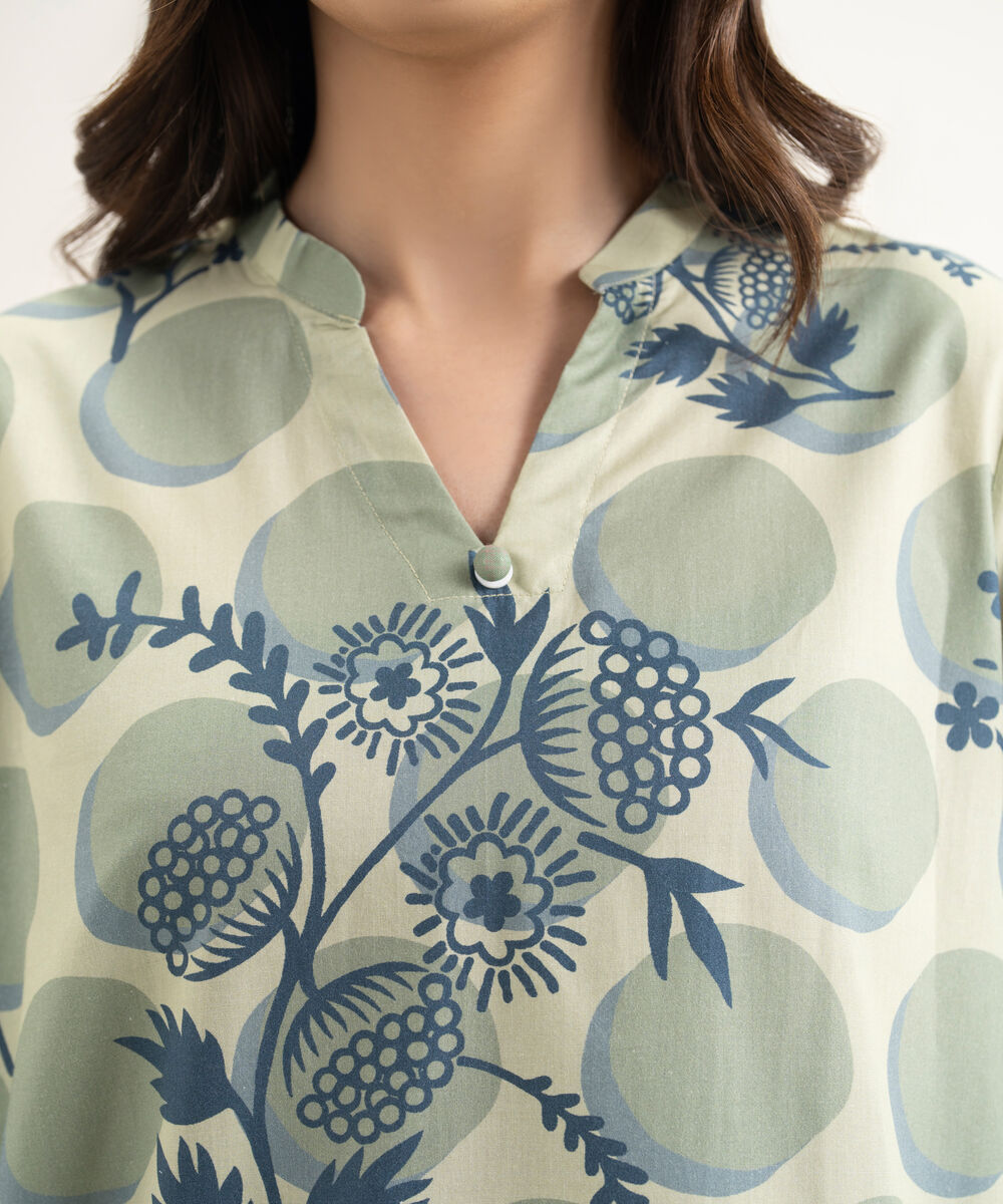 Women's RTW Cambric Printed Green Straight Shirt