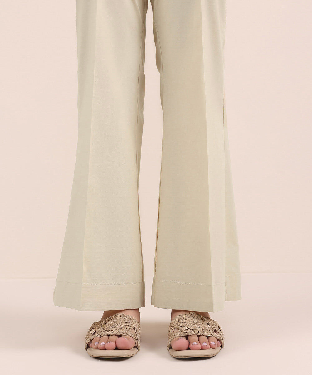 Woman - Off White Solid Cambric Boot-Cut Pants