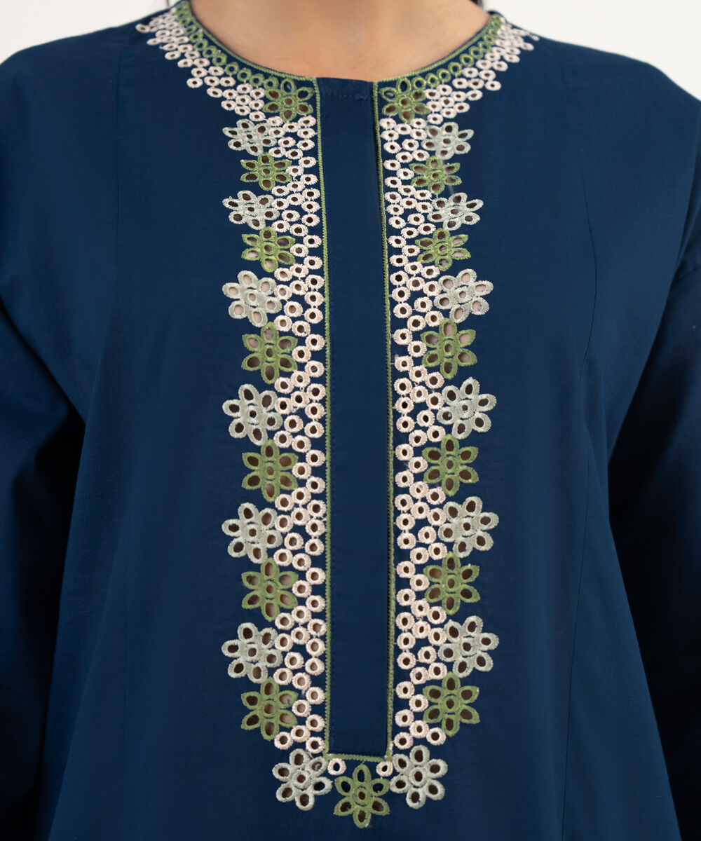 Women's RTW Cross Hatch Blue Embroidered A-Line Shirt