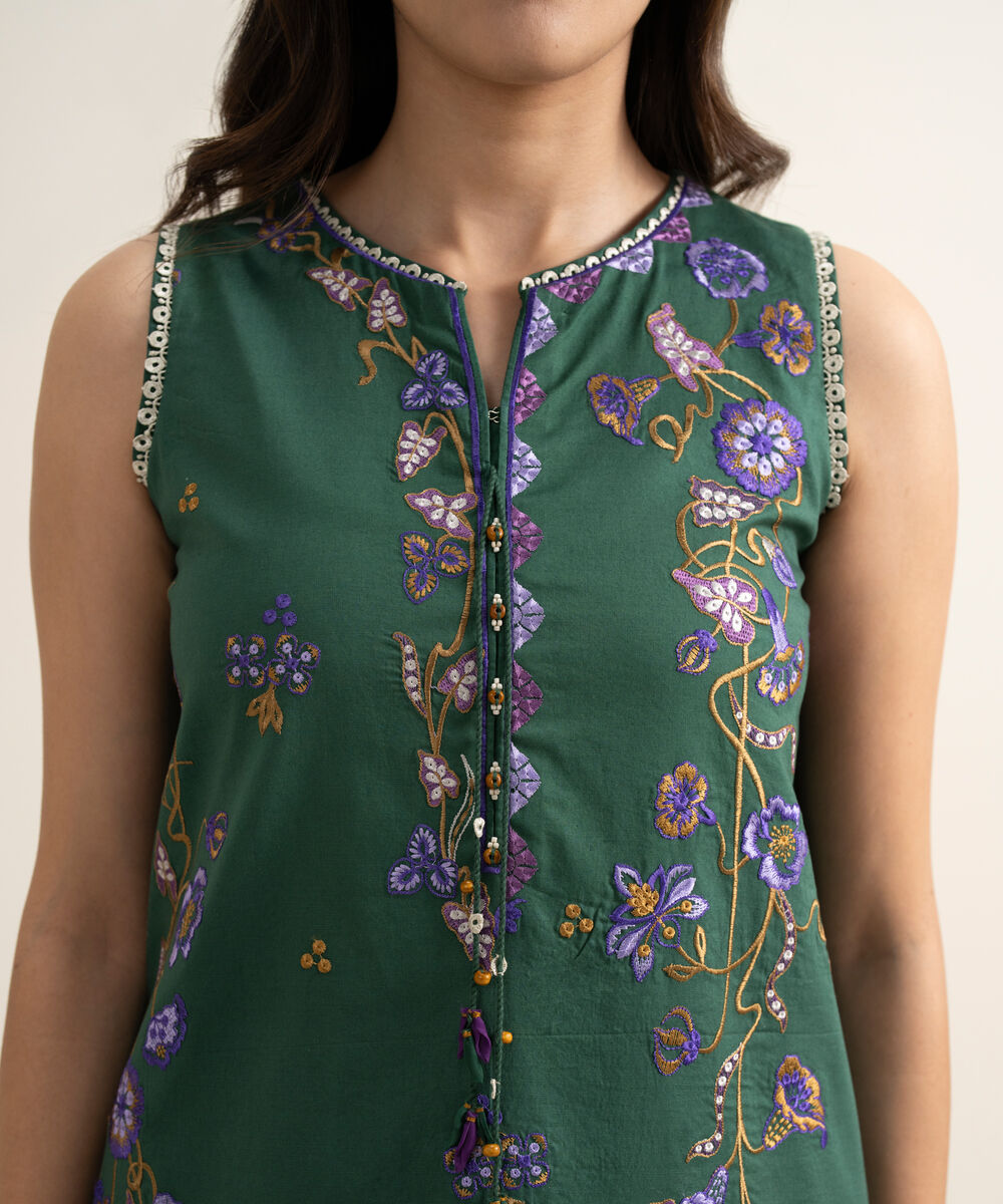 Women's Unstitched Textured Lawn Embroidered Green 3 Piece Suit