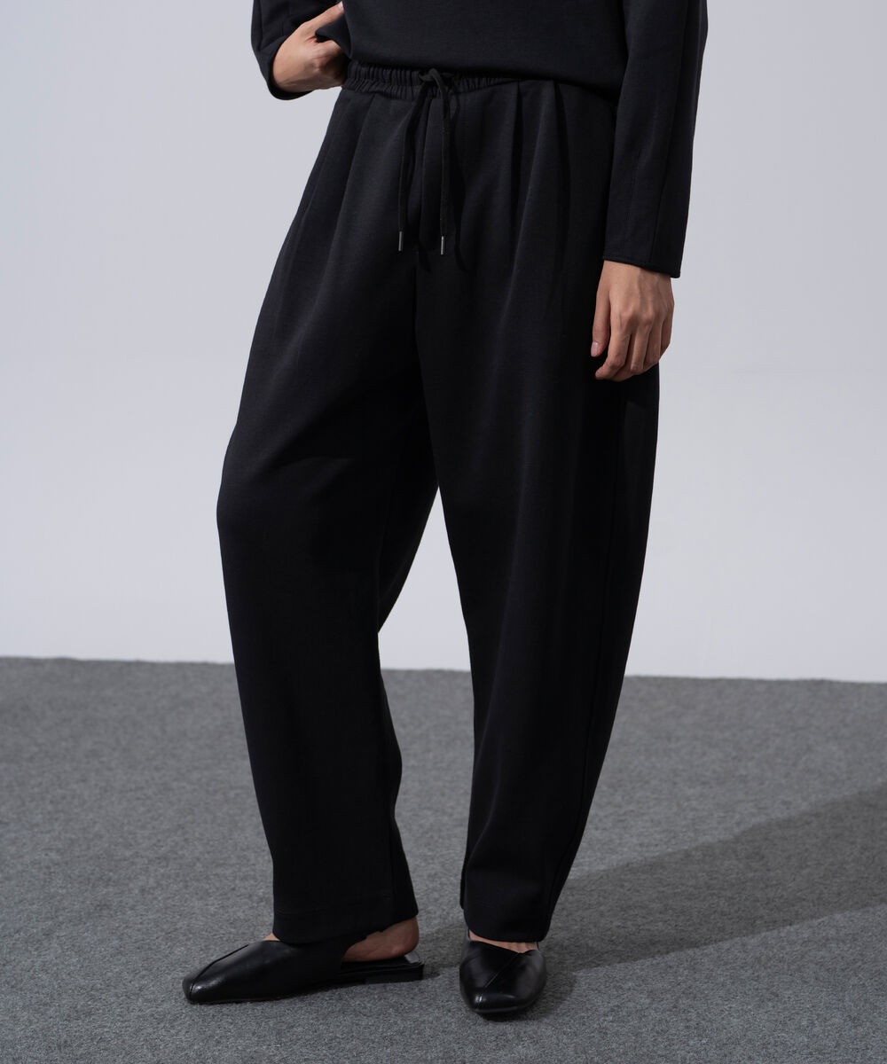Women's Western Wear Black Knit Barrel-Fit Trousers