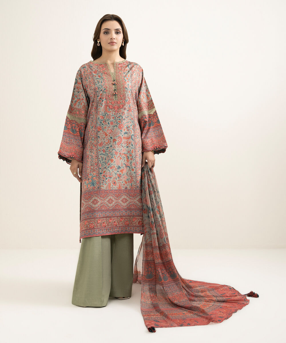 Women's Unstitched Blended Grip Silk Embroidered Multi 3 Piece Suit