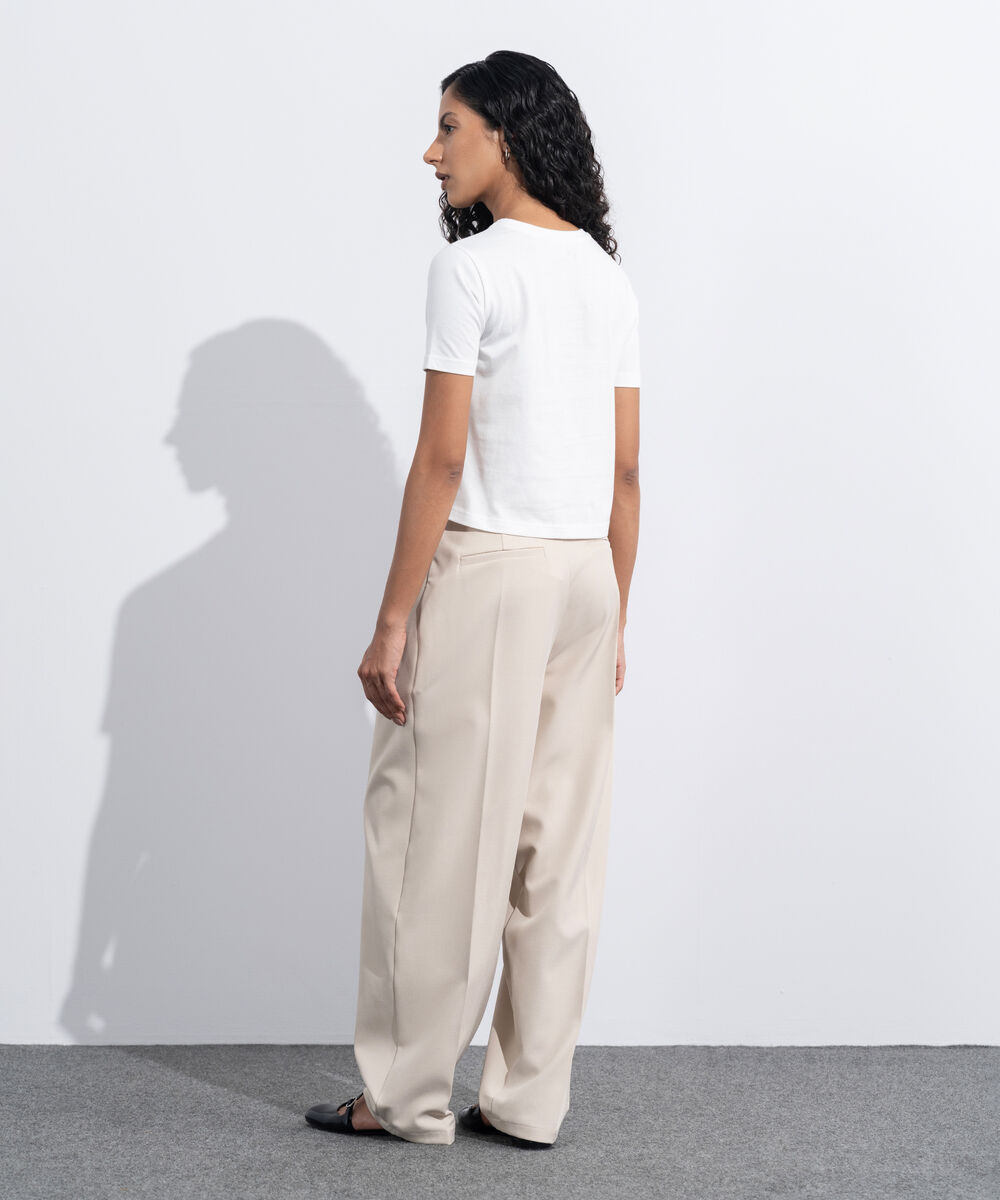 Women's Western Wear White Fitted Short T-Shirt