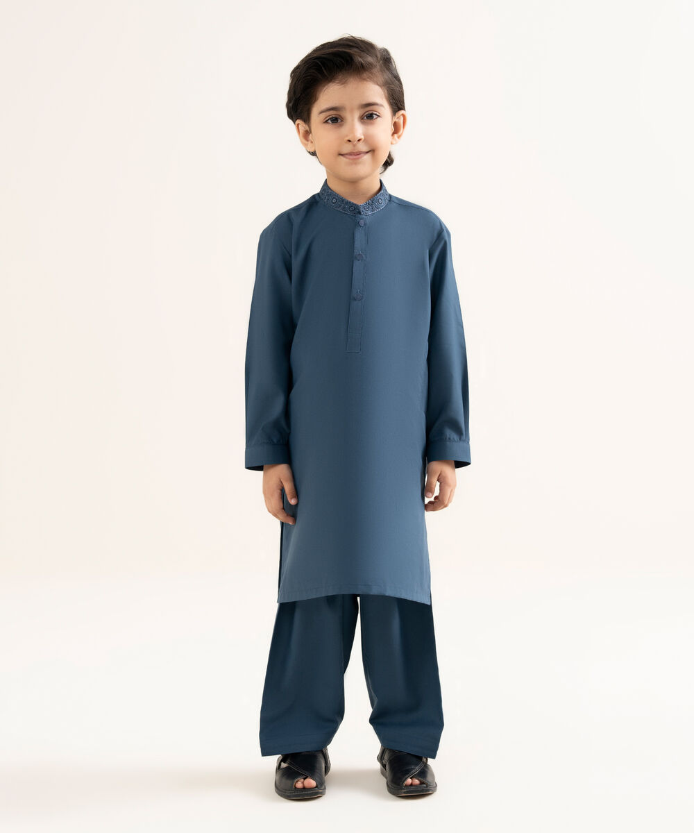Men's Wash & Wear Embroidered Blue Kurta Shalwar