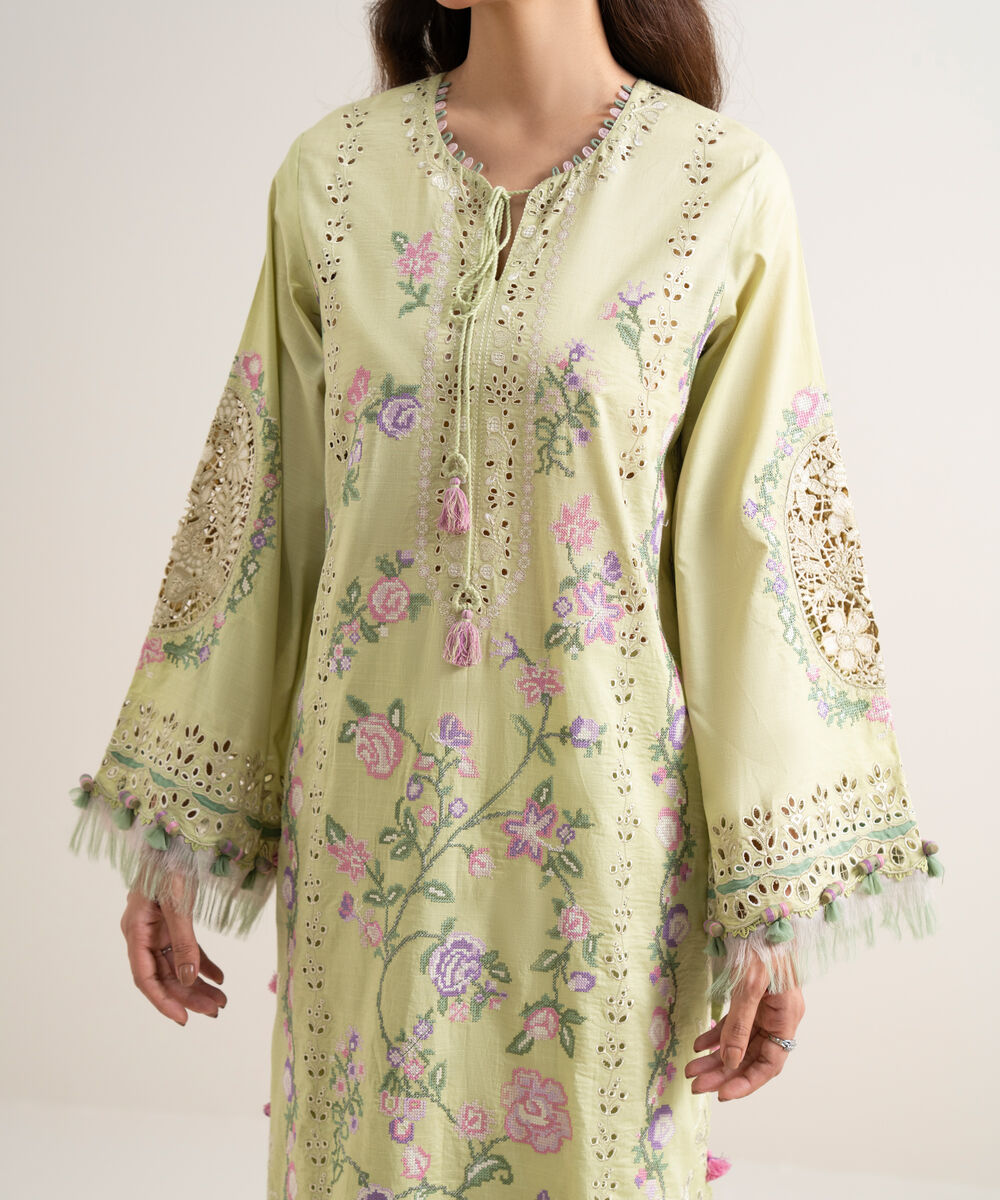 Women's Unstitched Lawn Embroidered Green 3 Piece Suit