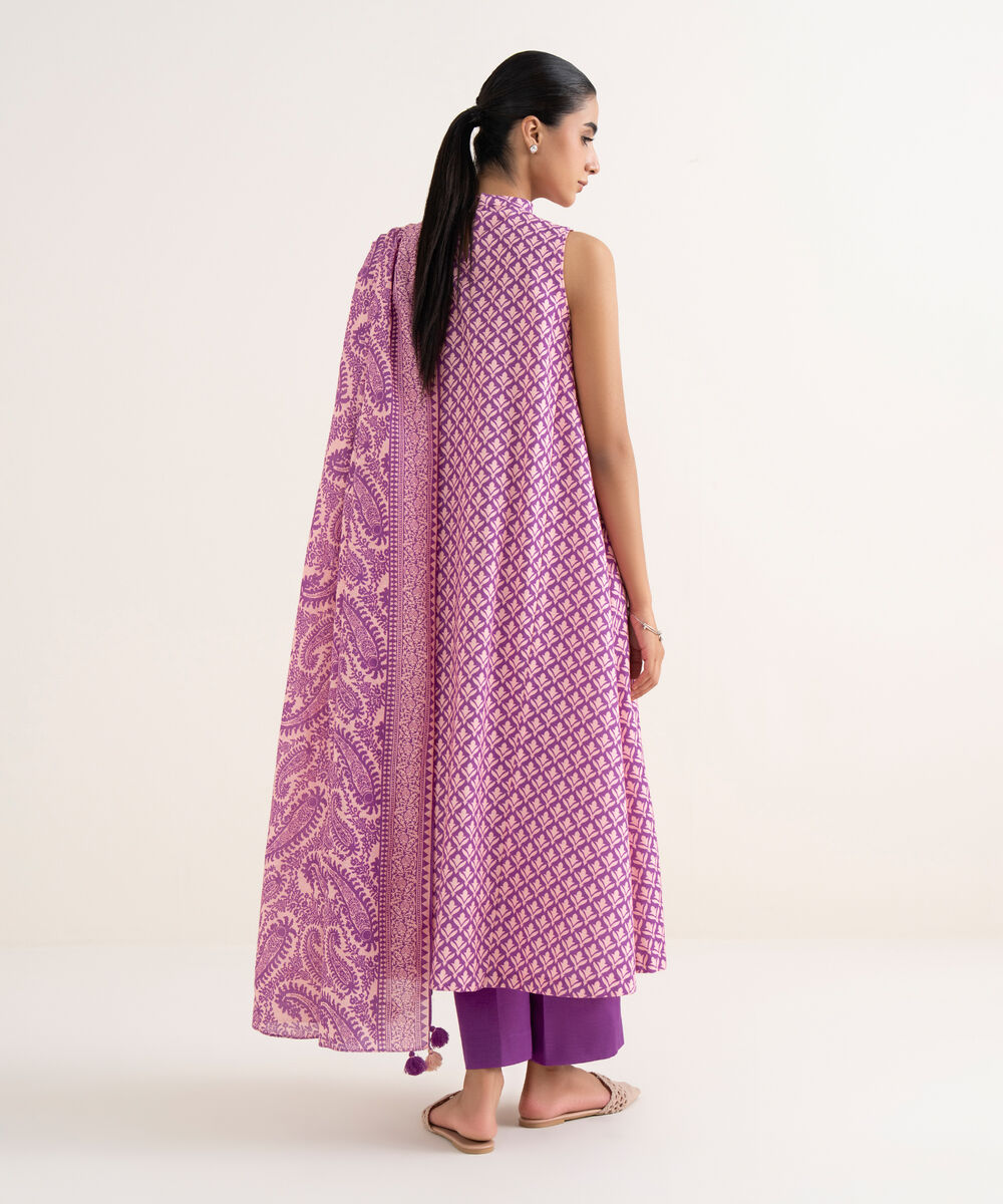 Women's Unstitched Lawn Printed Magenta Three Piece Suit