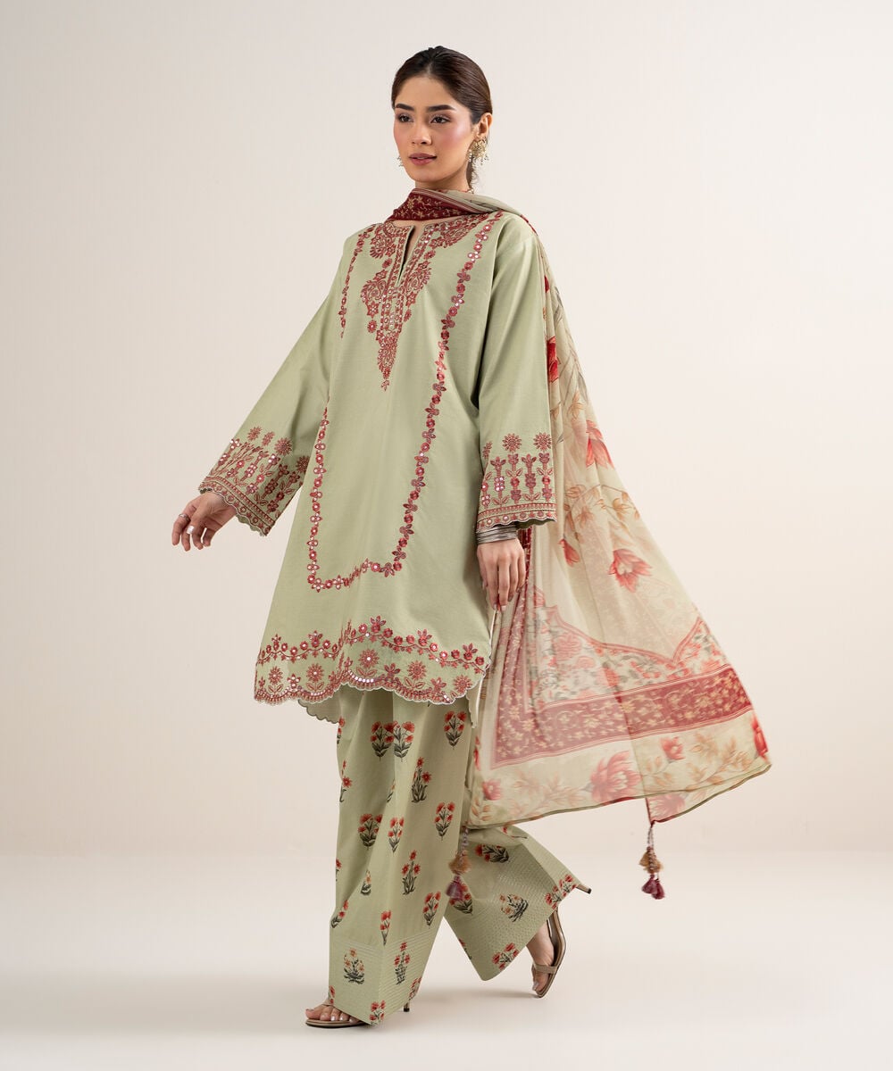 Women's Unstitched Textured Lawn Embroidered Green 3 Piece Suit