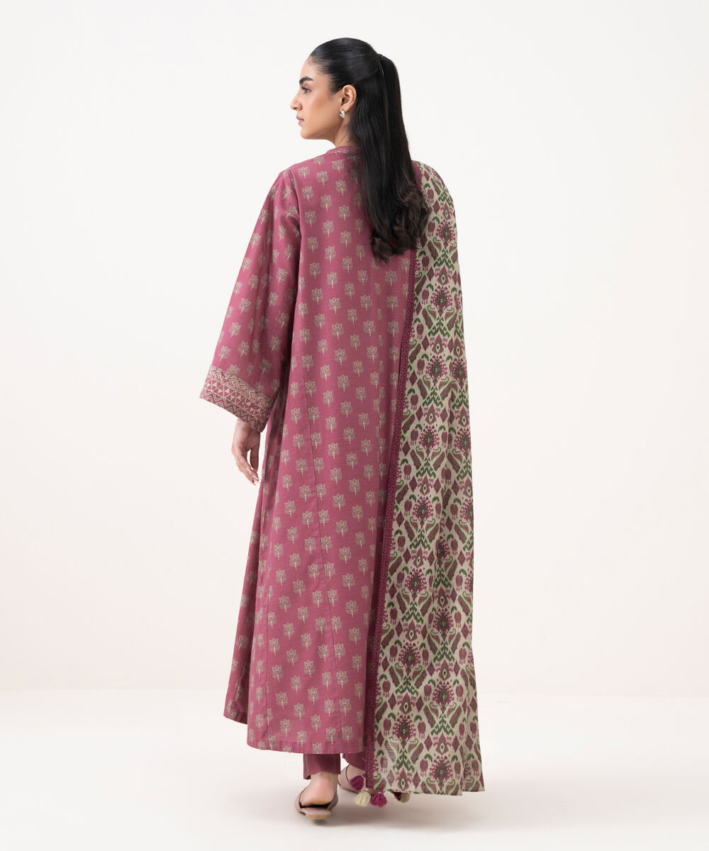 Women's Unstitched Khaddar Printed Pink 3 Piece Suit