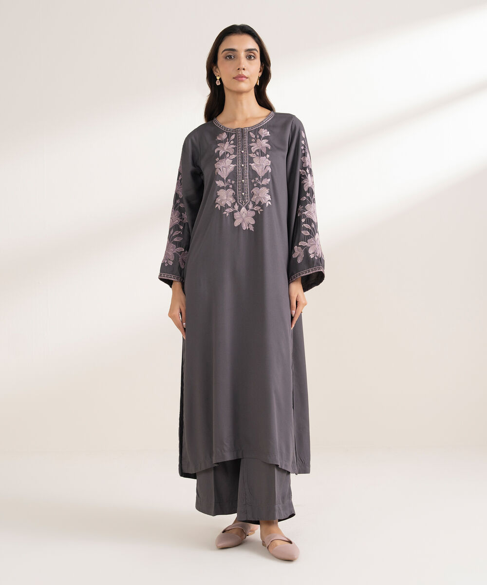 Women's RTW Bedford Embroidered Straight Grey Shirt