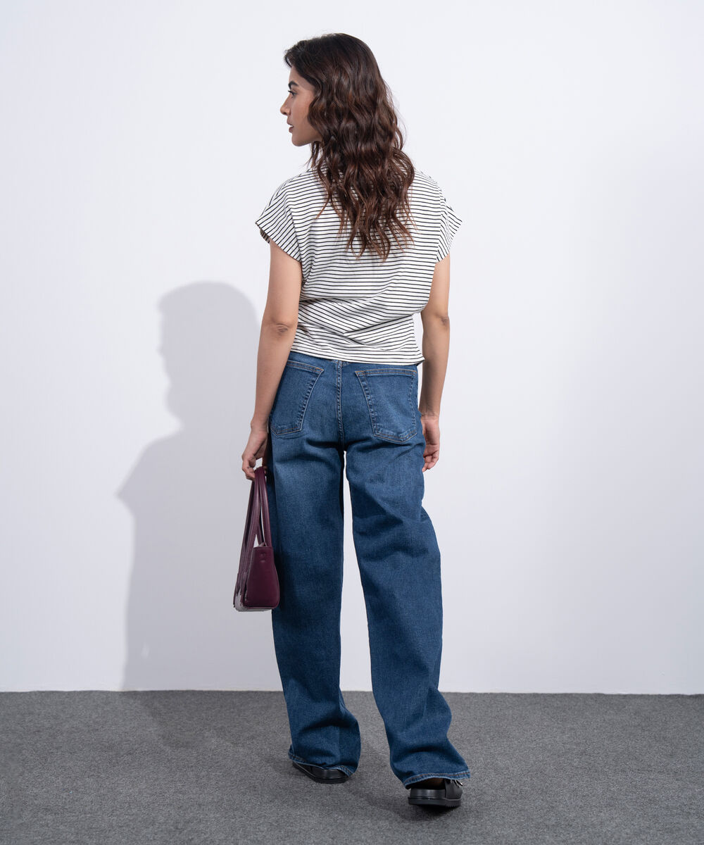 Women's Western Black And White Yarn Dyed Waist Cinched T-Shirt