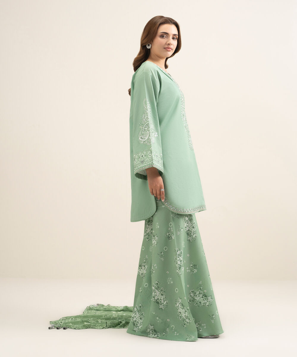 Women's Unstitched Textured Lawn Embroidered Green 3 Piece Suit