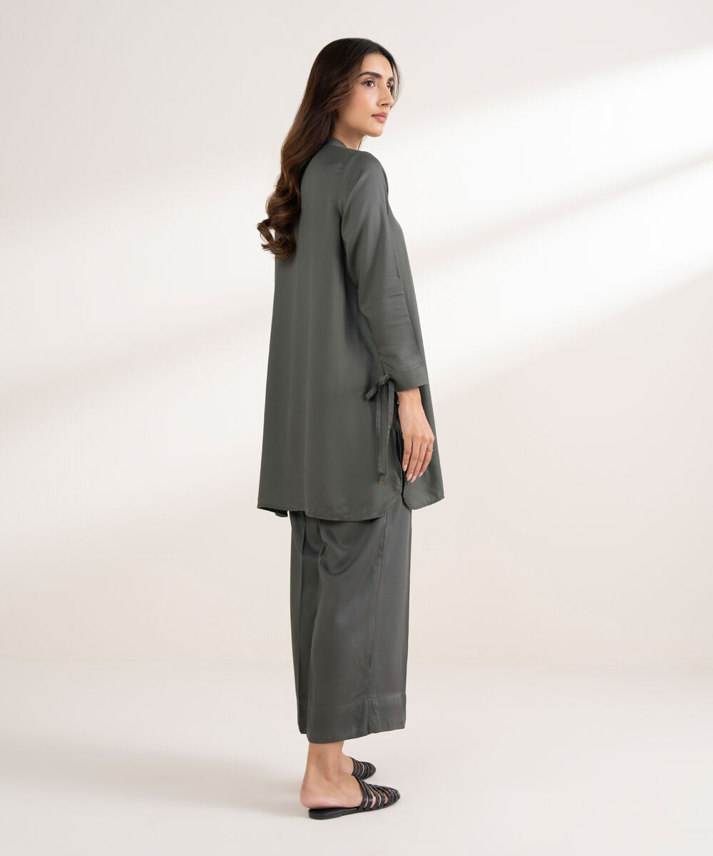 Women's RTW Bedford Solid Button Down Grey Shirt