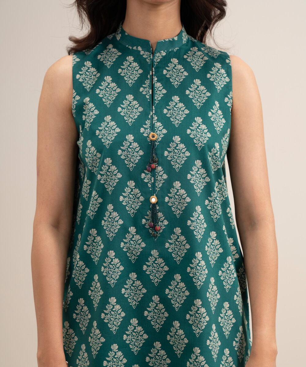 Women's Unstitched Lawn Printed Green 3 Piece Suit