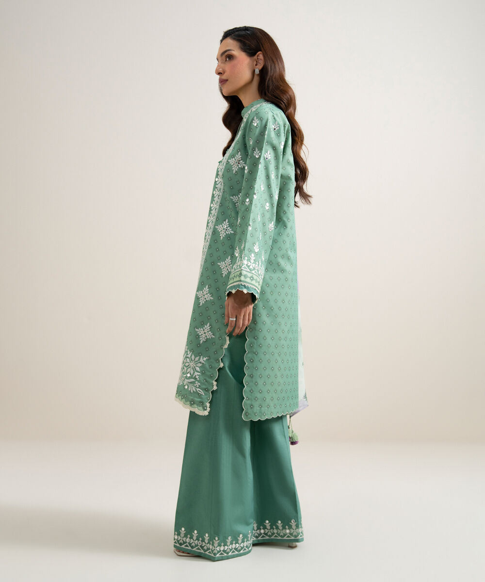 Women's Unstitched Zari Lawn Embroidered Green 3 Piece Suit