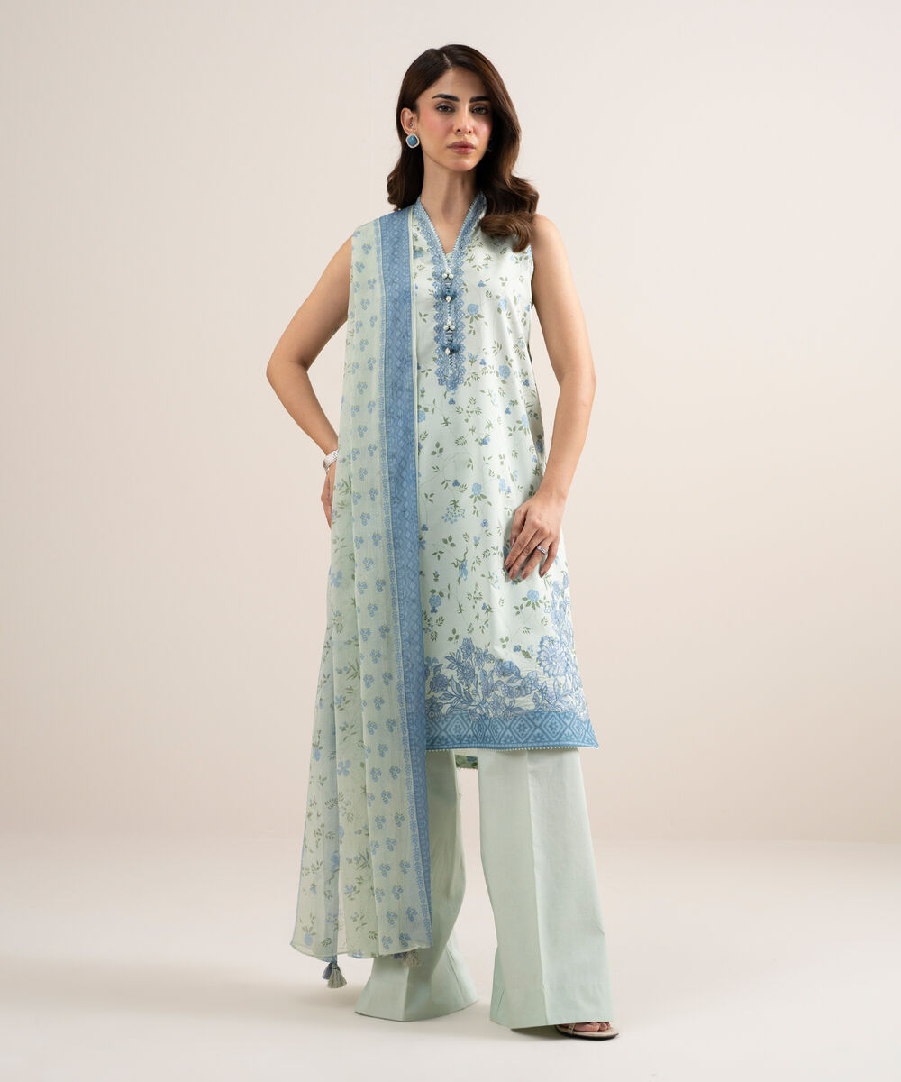 Women's Unstitched Lawn Embroidered Green 3 Piece Suit